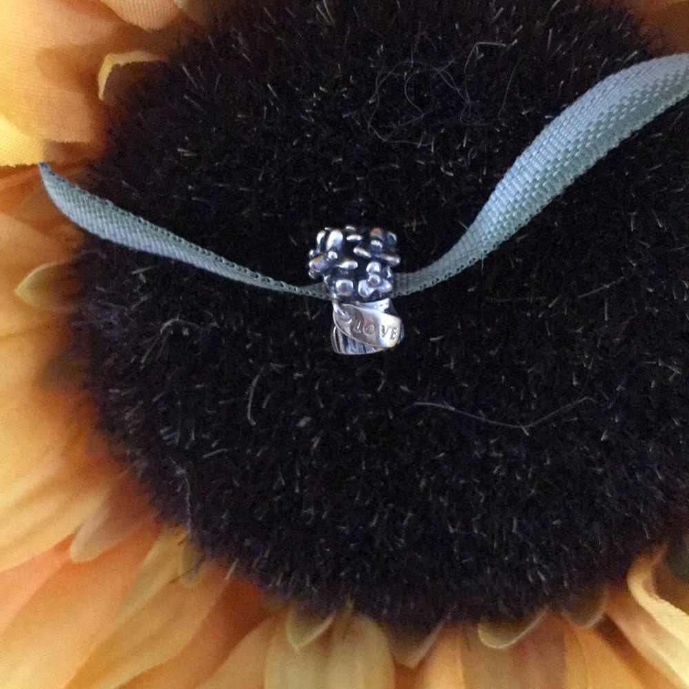 Pandora silver bouquet with 14k gold sign